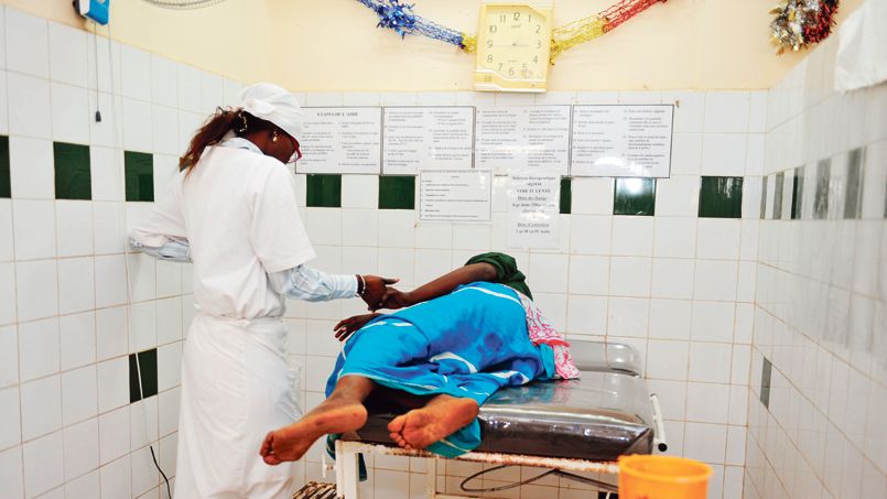 Le Sénégal peine à réduire la mortalité maternelle et infantile