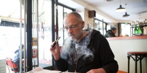 Les risques inconnus des e-cigarettes au vrai tabac