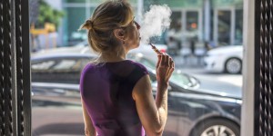 L'e-cigarette plus efficace pour arrêter de fumer que les patchs