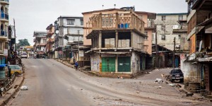 Ebola : la mise en quarantaine en Sierra Leone sera-t-elle efficace ?