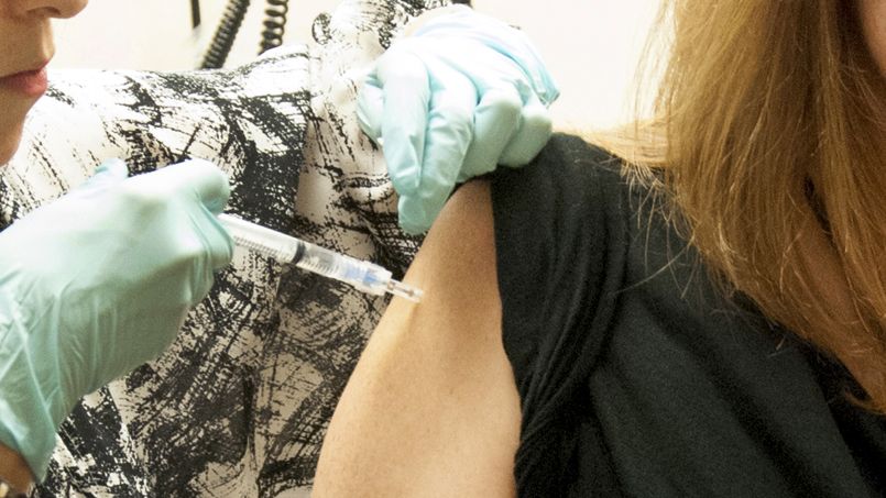 Ebola:premier essai prometteur d'un vaccin chez l'homme