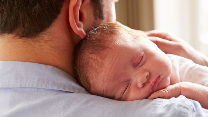 Comment l'arrivée d'un bébé impacte la famille
