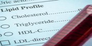 Hypercholestérolémie: faut-il arrêter les statines après 75 ans?