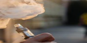 Cigarette électronique : une porte d’entrée dans le tabagisme pour les jeunes
