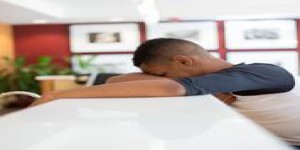 Narcolepsie: à quoi sont dues ces crises de sommeil incontrôlables?