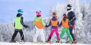 Sports d’hiver: quelles précautions pour éviter les blessures?