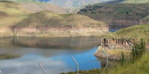 Au Lesotho, les eaux “virent au bleu” à proximité des usines textiles