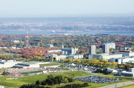 Québec - L’Université Laval gère avec profit son Entrepôt