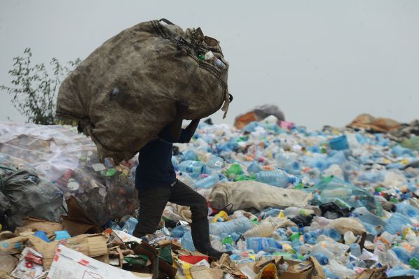 Le Kenya interdit les sacs en plastique