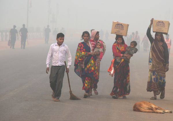 La pollution continue de suffoquer le nord de l’Inde et du Pakistan