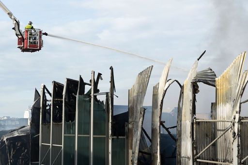 Fos-sur-Mer : après l'incendie, le casse-tête des déchets