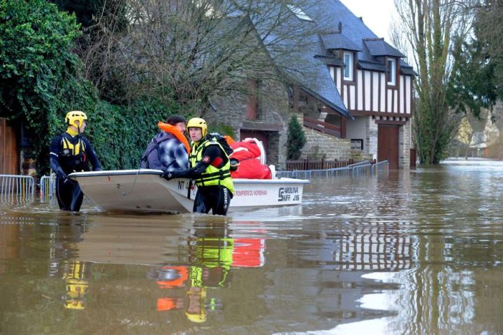 EN IMAGES. Crues en Bretagne : un village sous les eaux