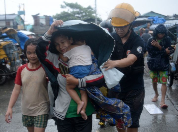EN IMAGES. Premier typhon meurtrier de la saison aux Philippines