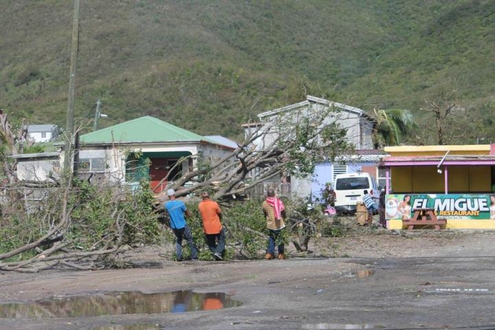 VIDEOS. Cyclone Gonzalo aux Antilles : encore deux personnes portées disparues