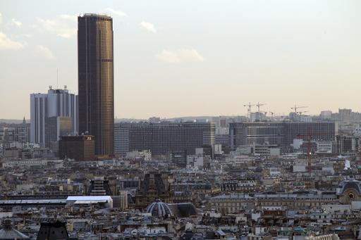 Amiante tour Montparnasse: nouvelles découvertes, une évacuation totale possible
