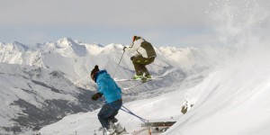 Savoie : fort risque d'avalanches lundi, la préfecture met en garde les skieurs 
