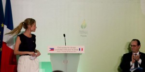 Hollande à Manille : pourquoi Mélanie Laurent et Marion Cotillard l'accompagnent
