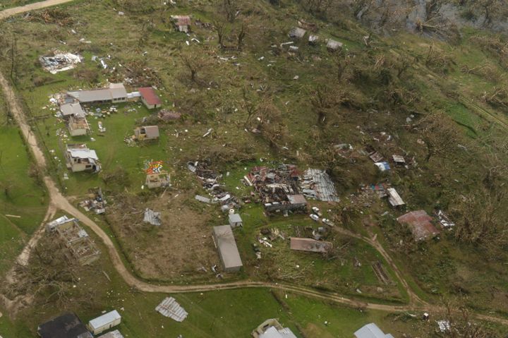 EN IMAGES. Vanuatu : les ravages du cyclone Pam vus du ciel