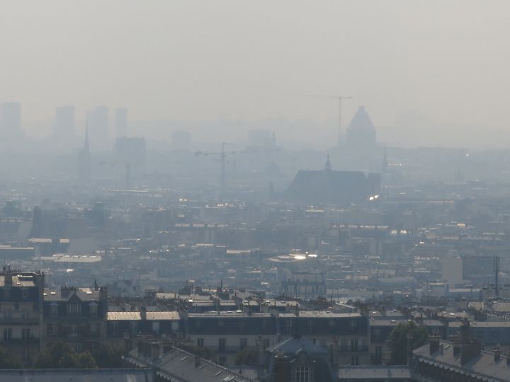 Pollution : la qualité de l'air empire, possible circulation alternée jeudi