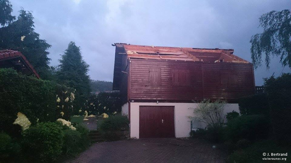 Vosges : une mini-tornade fait de nombreux dégâts à Gerbépal 
