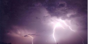 Canicule et orages : 30 départements placés sous surveillance