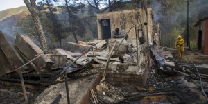 Californie : l'armée en renfort contre les incendies