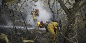 Californie : deux autres morts dans l'«incendie le plus destructeur de l'année»
