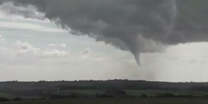 Charente-Maritime : une deuxième tornade endommage des dizaines d'habitations