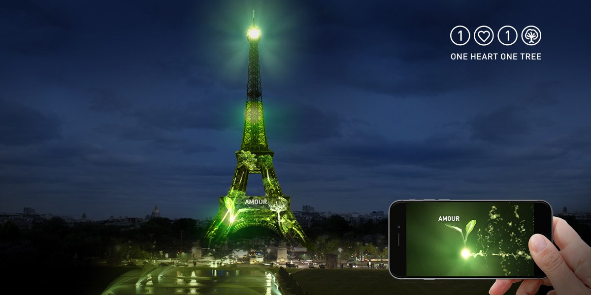 COP 21 : la Tour Eiffel sera transformée en forêt virtuelle