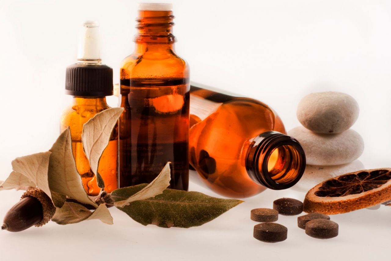 Homéopathie, phytothérapie, aromathérapie… le point sur ces alternatives naturelles