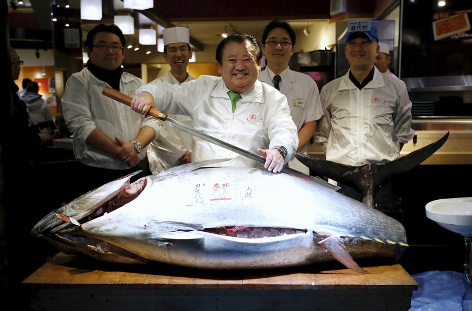 EN IMAGES. Tokyo : 108.500 euros pour un thon de 200kg