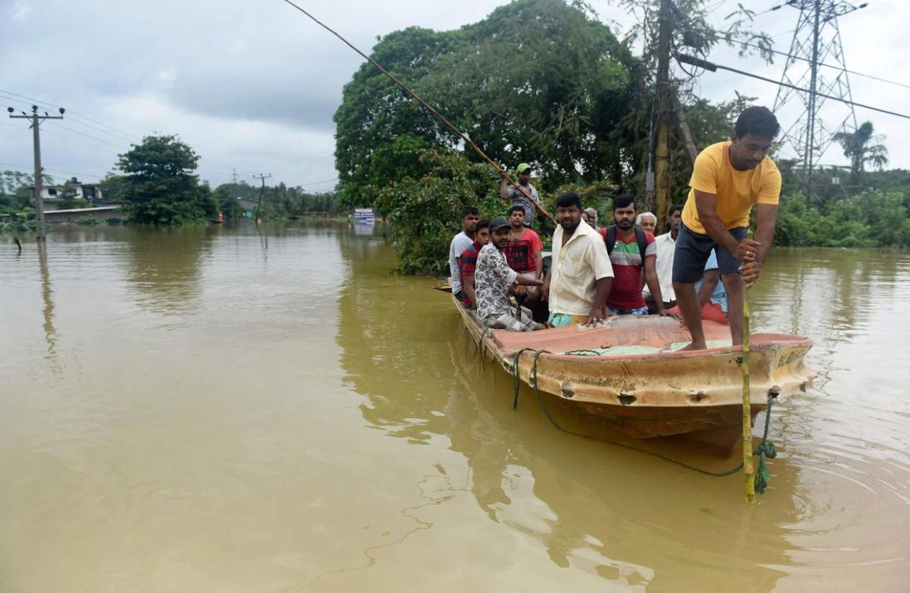 EN IMAGES. Inondations mortelles au Sri Lanka