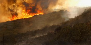 VIDEO. La Californie face à l'incontrôlable incendie «Blue Cut»