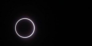 EN IMAGES. Pleins feux sur l'éclipse de Soleil à La Réunion