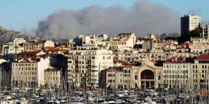 Marseille : un adolescent de 15 ans en prison pour l'incendie des calanques