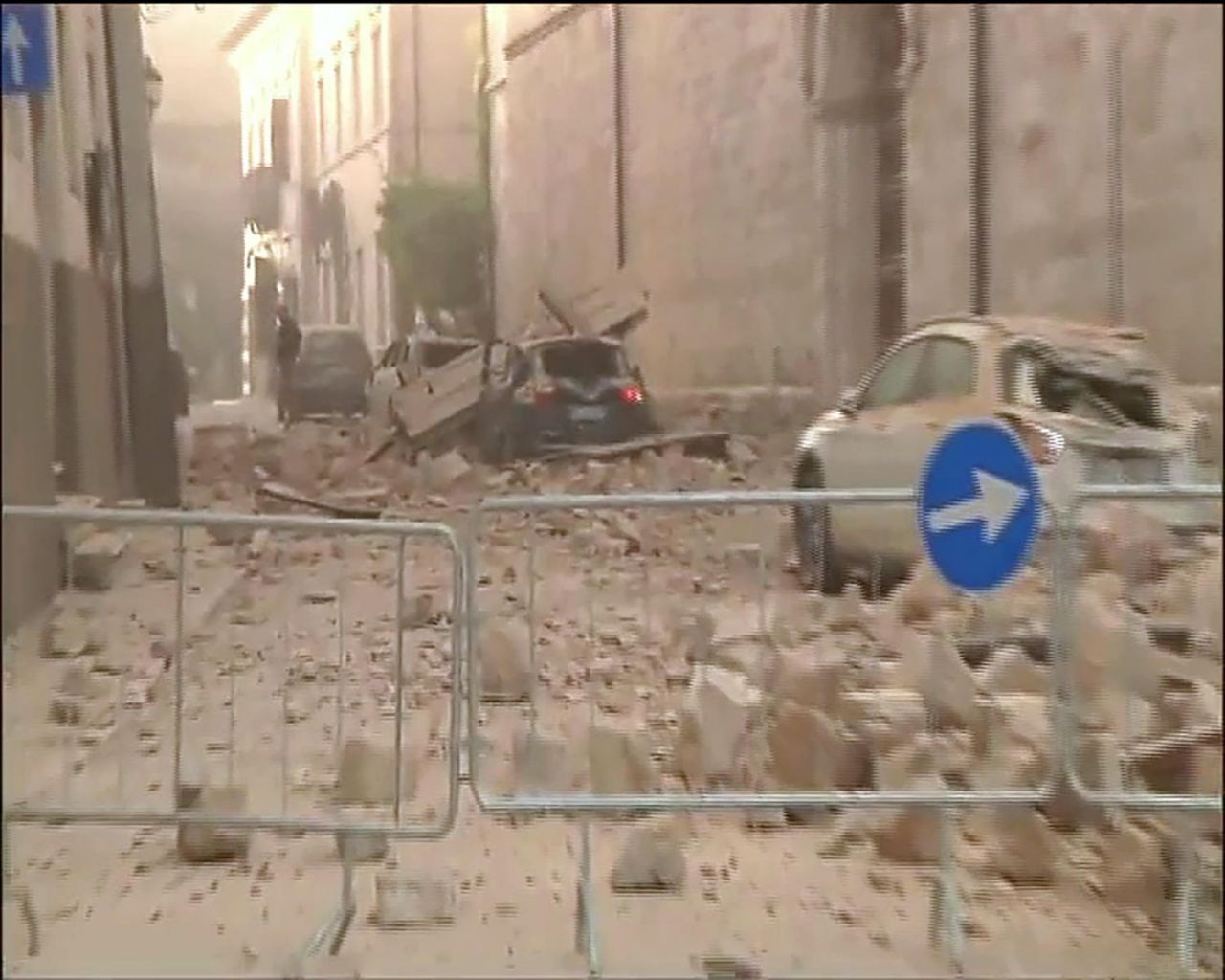 EN IMAGES. Le centre de l'Italie dévasté par un nouveau séisme
