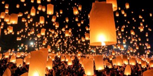EN IMAGES. En Thaïlande, un festival de lanternes pour la pleine lune
