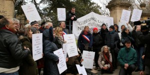 Aix-en-Provence : ils veulent sauver les arbres du parc