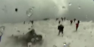 VIDEO. Italie : des techniciens de la BBC blessés pendant l'éruption de l'Etna 