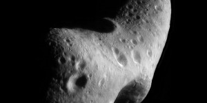 Espace : un astéroïde va frôler la Terre mercredi