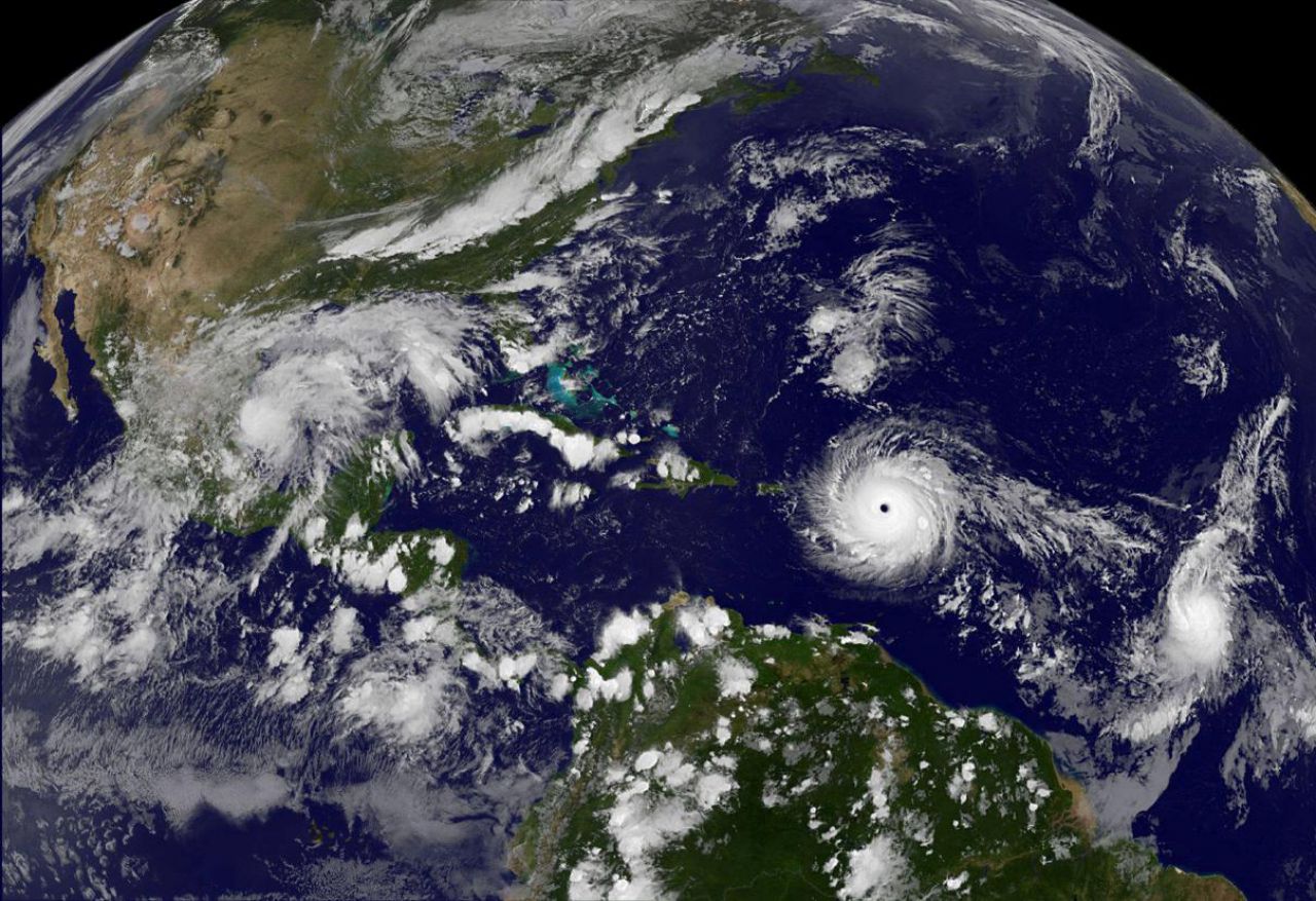 EN DIRECT. Ouragan Irma : Saint-Barth et Saint-Martin en alerte violette