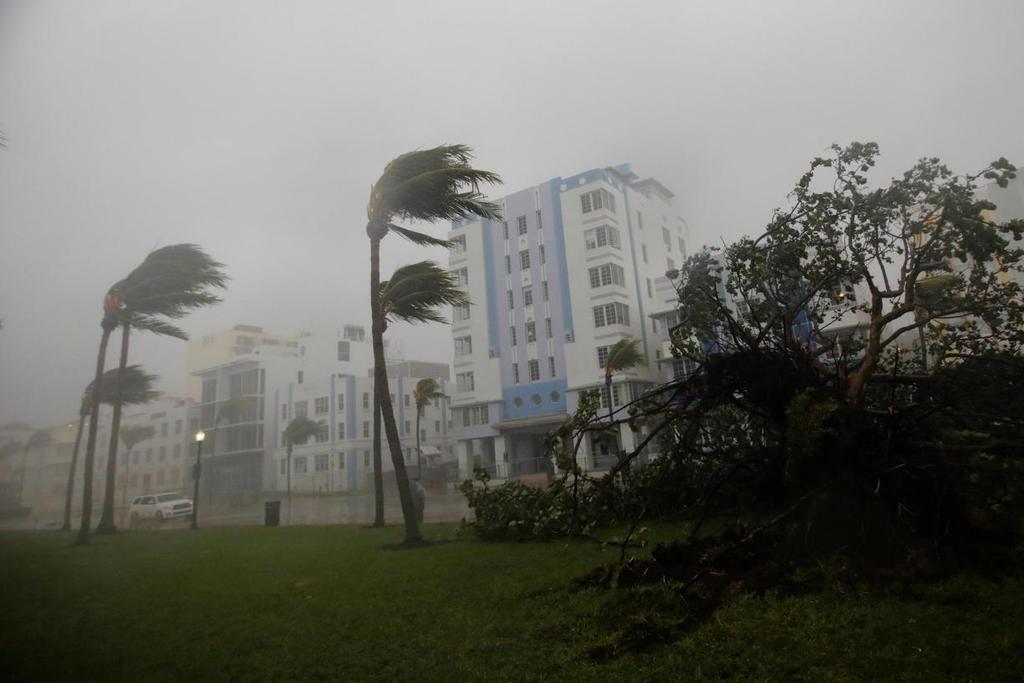EN IMAGES. L'ouragan Irma frappe Miami