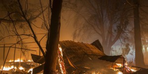 Californie : le bilan des gigantesques incendies grimpe à 40 morts