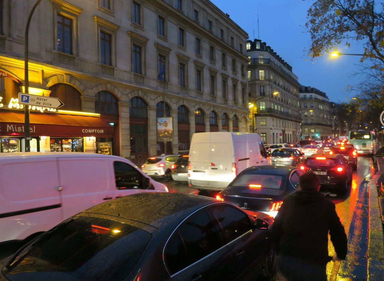 Paris : le bruit dépasse les bornes sur les quais hauts