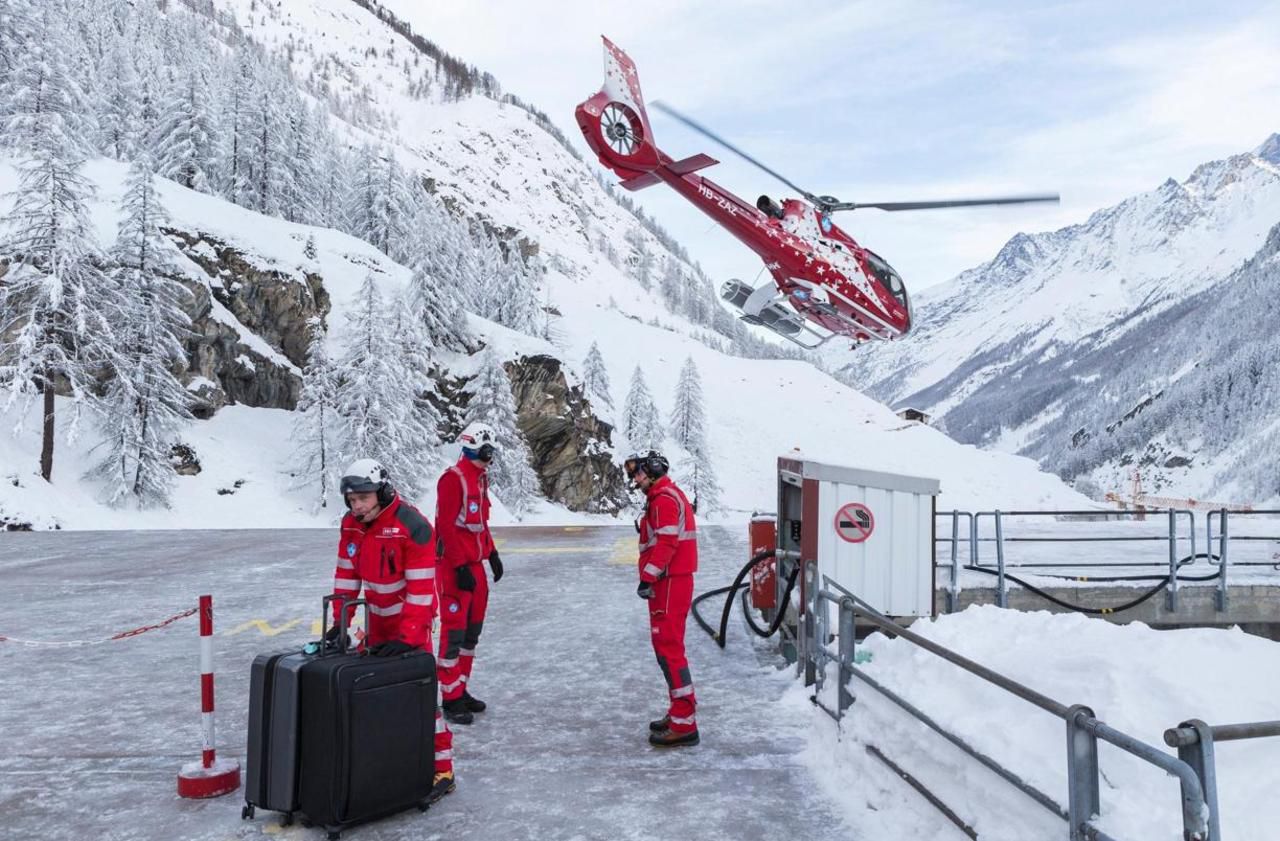 Suisse : les touristes bloqués par la neige vont pouvoir quitter Zermatt
