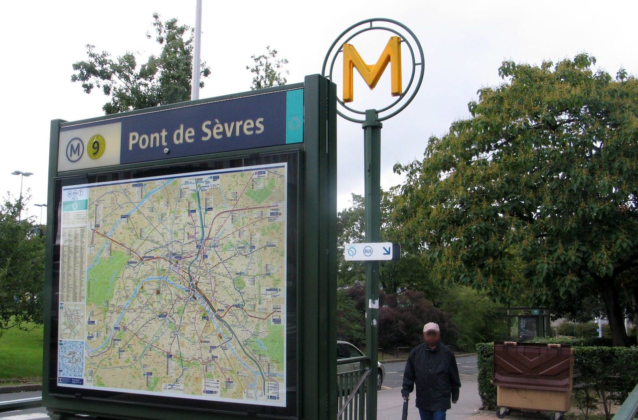 Crue : la ligne 9 du métro parisien coupée entre Porte de Saint-Cloud et Pont de Sèvres