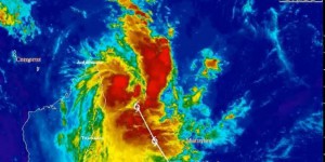 La tempête tropicale Fakir commence à toucher La Réunion
