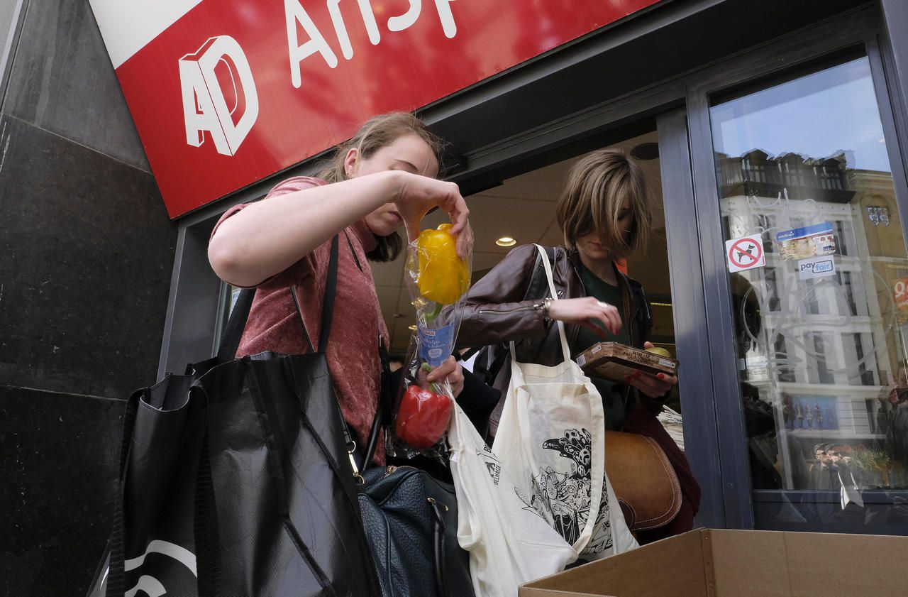 «Plastic Attack», des actions contre les emballages plastiques dans les supermarchés