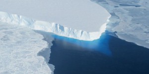Arctique : la couche de glace la plus solide s’est encore brisée
