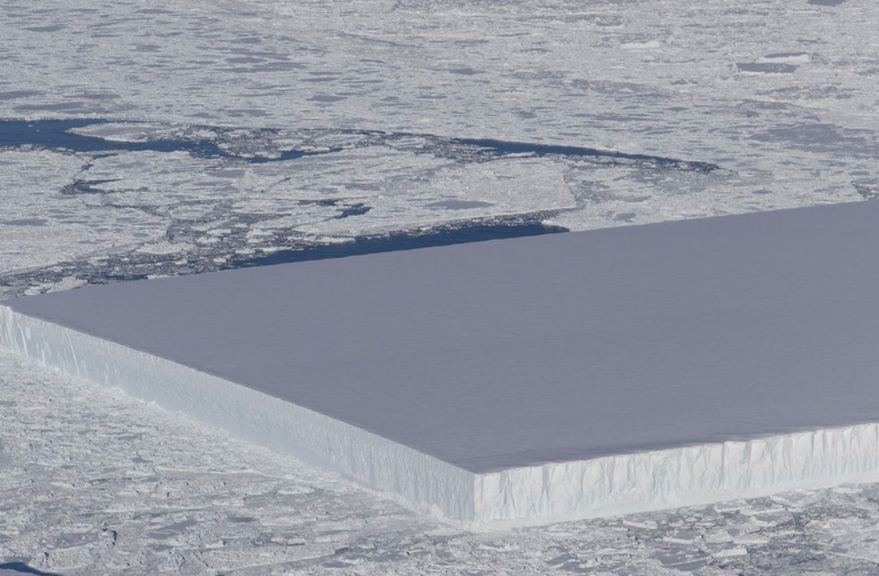 La Nasa découvre un iceberg parfaitement rectangulaire en Antarctique